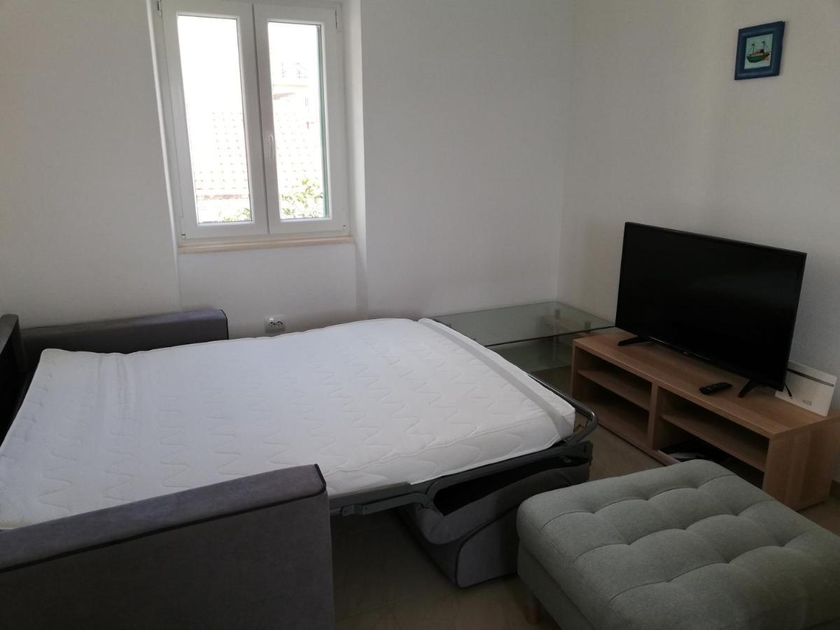 Apartman Postira Rot Luaran gambar